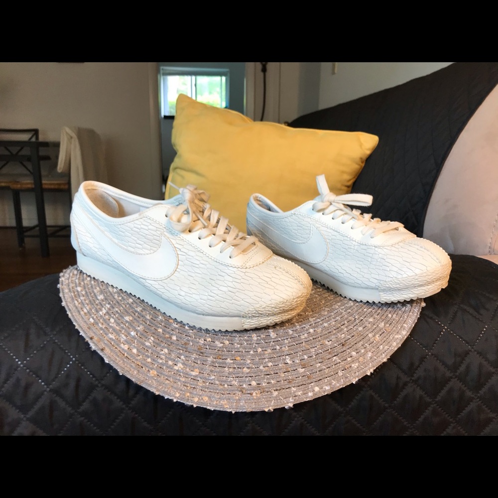 Nike Classic Cortez Scale White Scales Size 7